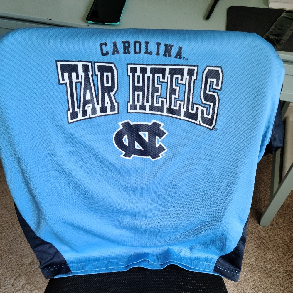 Carolina Tarheels dry fit shirt boys